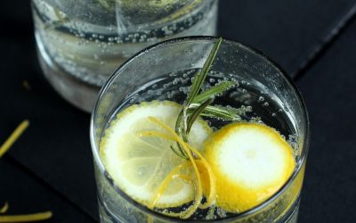 Silvestercocktail: Rosmarin Gin Tonic oder wie ich einmal einen Partyurlaub machte